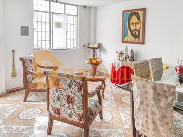 En venta cómodo apartamento en el Brr Ricaurte