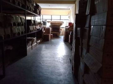 Di jual ruko tengah kota jalan raden saleh, surabaya