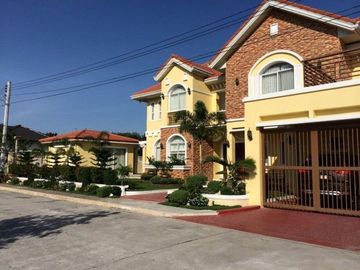 2-Storey 5 Bedroom Elegant House & Lot for SALE in Angeles City near CLARK