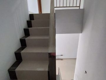 2 Lantai Siap Huni Free Biaya-Biaya di Sukmajaya Depok