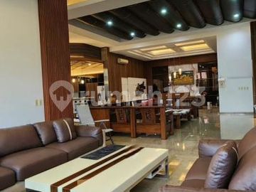 Rumah Mewah di Pik 3,5 Lantai Full Bangunan, Posisi Hook Ada Kolam Renang dan Rooftop