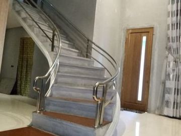 Rumah Mewah Bekasi Utara FULL RENOVASI Deket Harapan Indah