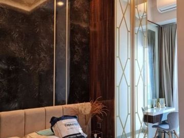 Apt. Anderson unit baru, view pool-jalan, full furnish mewah