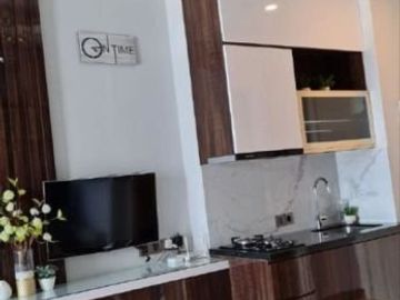 Apt. Anderson unit baru, view pool-jalan, full furnish mewah