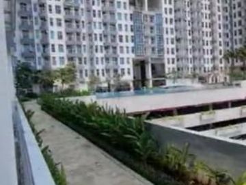 Apt. Anderson unit baru, view pool-jalan, full furnish mewah