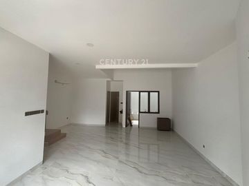 Rumah Cantik Strategis Di Cilandak Jaksel Ut 18395