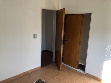 Departamento Tipo Casa en venta en Villa Luzuriaga