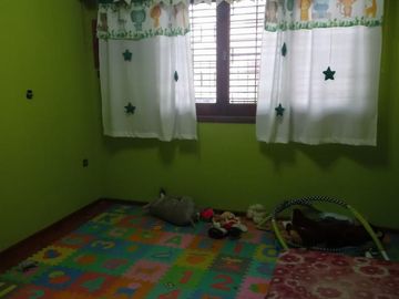 Chalet en venta de cinco ambientes de categoria en Haedo Norte Barrio Guemes