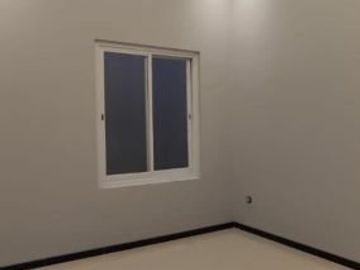 Rumah Sutorejo Utara BARU GRESS hadap selatan