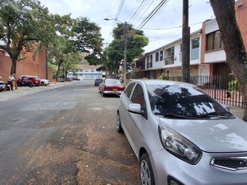 casa en arriendo en san vicente. Cod A127063