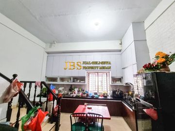 Dijual Ruko Cocok Untuk Usaha Siap Huni Full Furnish Jalan Bambu 2