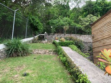 Casa en Fraccionamiento en Club de Golf Hacienda San Gaspar Jiutepec - CAEN-22-Cs