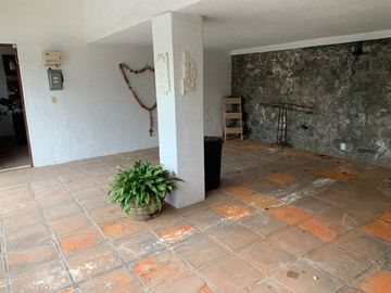 Casa en Fraccionamiento en Club de Golf Hacienda San Gaspar Jiutepec - CAEN-22-Cs