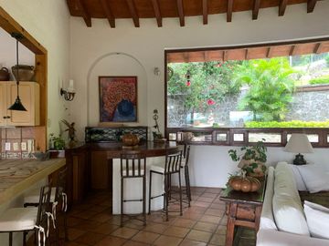 Casa en Fraccionamiento en Club de Golf Hacienda San Gaspar Jiutepec - CAEN-22-Cs