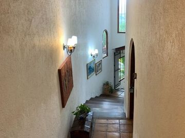 Casa en Fraccionamiento en Club de Golf Hacienda San Gaspar Jiutepec - CAEN-22-Cs