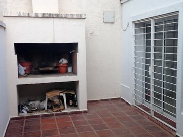 DUPLEX HOUSING CERRADO- RECTA MARTINOLLI - 2D 2B - ESCRITURA