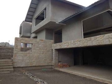 Casa de venta en Challuabamba – código:11375