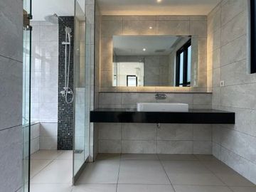DIJUAL RUMAH / TOWNHOUSE URBANLIVING, Jl PAHLAWAN / CIPUTAT, JAKSEL