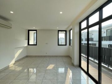 DIJUAL RUMAH / TOWNHOUSE URBANLIVING, Jl PAHLAWAN / CIPUTAT, JAKSEL