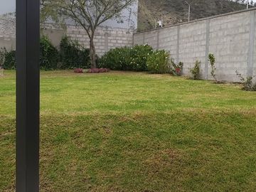 VENTA DE CASA EN GUAYLLABAMBA  4 HABITACIONES