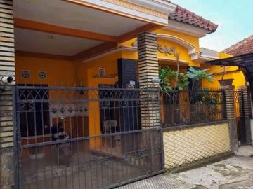 Rumah 2 Lantai Luas 90 di Borobudur Sukarno Hatta Malang
