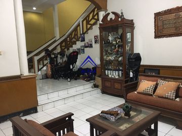 Dijual Rumah Di Cikutra Bandung