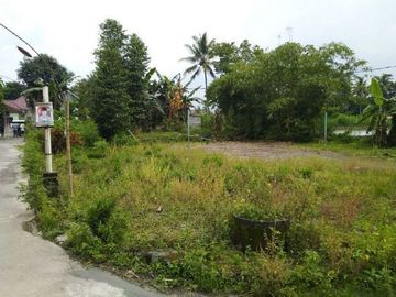 Tanah Kavling Jalan Kaliurang, Legalitas SHM