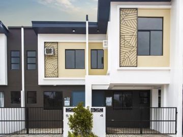 Affordable 2 BR Townhouse Located in Lipa Batangas
