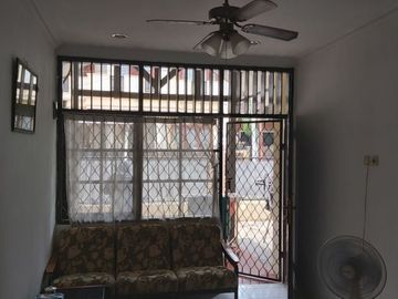 Rumah di Bekasi Barat Bekasi sebelah Komp Jakapermai Kalimalang strategis bebas banjir