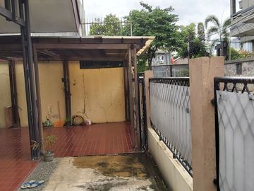 Rumah di Bekasi Barat Bekasi sebelah Komp Jakapermai Kalimalang strategis bebas banjir