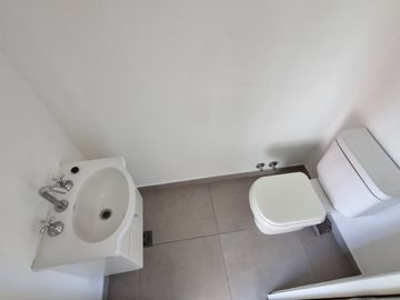 Duplex en venta de tres ambientes en Ituzaingo Norte