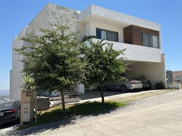 Casa en Venta en Cerradas del Pedregal