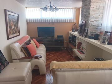De oportunidad, casa en venta | 177m² | 3 dormitorios | ámplia y céntrica | La  Armenia, Los Chilos