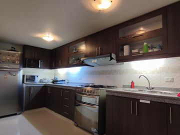 De oportunidad, casa en venta | 177m² | 3 dormitorios | ámplia y céntrica | La  Armenia, Los Chilos
