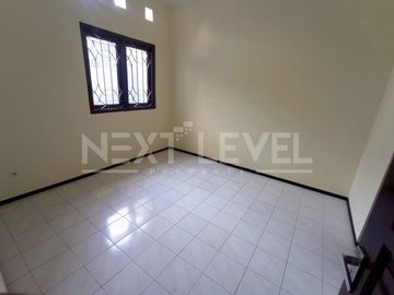 Rumah 5 Kamar Di Daerah Tidar, Siap Huni
