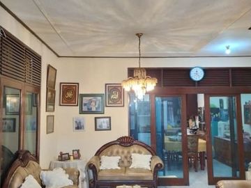 5 Bedroom House for sale