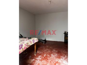 🌟 ¡Oportunidad única en La Esperanza, Trujillo! 🌟

Te presentamos una espaciosa y acogedora casa de 2 pisos perfectamente ubicada en 📍 Jirón 22 de f
