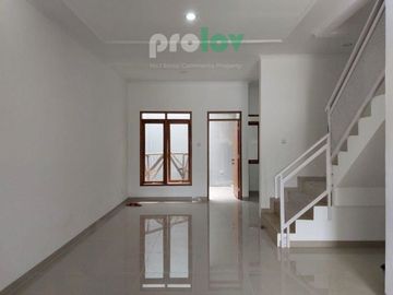 FLASH SALE Turun Harga Rumah Lux Readystok 2LT di Arcamanik Cisaranten Kulon