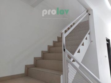 FLASH SALE Turun Harga Rumah Lux Readystok 2LT di Arcamanik Cisaranten Kulon