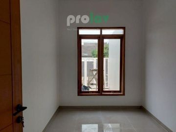 FLASH SALE Turun Harga Rumah Lux Readystok 2LT di Arcamanik Cisaranten Kulon