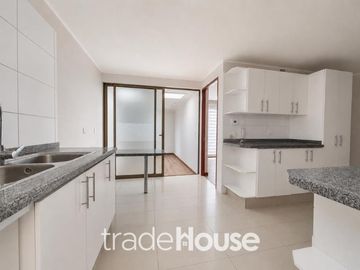 Casa en venta de 3 dorm. en Peñalolén
