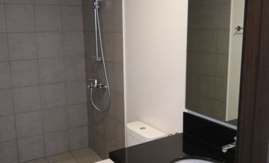 Condominium 2BR/2 Bedrooms Condo for Sale in Garden Tower Rockwell Center Makati