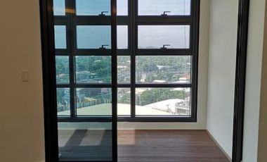 Condominium 2BR/2 Bedrooms Condo for Sale in Garden Tower Rockwell Center Makati