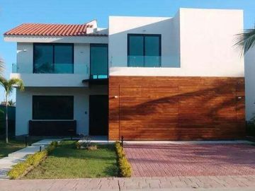 Casa nueva en venta en El Tigre club de Golf, Lujo Puerto Vallarta