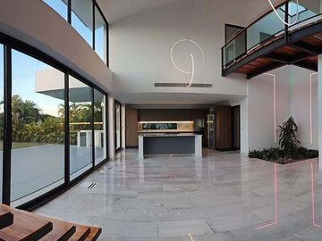 Casa nueva en venta en El Tigre club de Golf, Lujo Puerto Vallarta