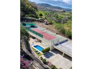 SE VENDE APARTAMENTO CON LNEA BLANCA PH ALTAMIRA GARDENS 2 REC