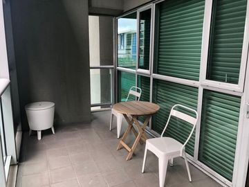 Loft Type unit in One Serendra For Sale