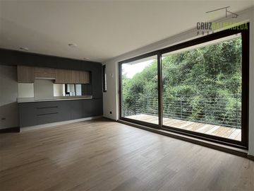 Nueva casa de 3 dormitorios mas estar, en condominio urbano