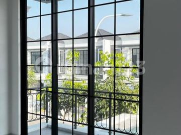 Disewakan Rumah Pasir Putih Residence Pik2 Uk 8X15 ac & Gordyn Brand New