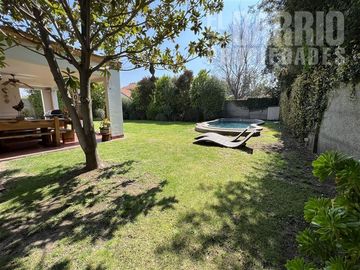 Casa en Venta en Chicureo / Piedra Roja